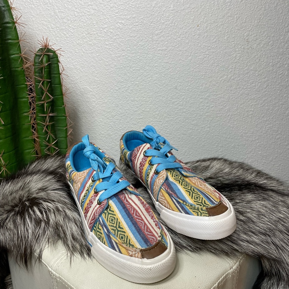 Roper sneakers